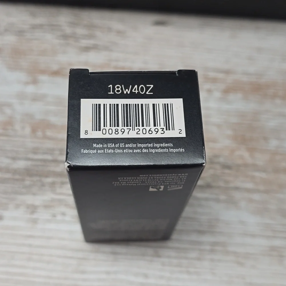 NYX Total Control Pro Foundation - Classic Tan